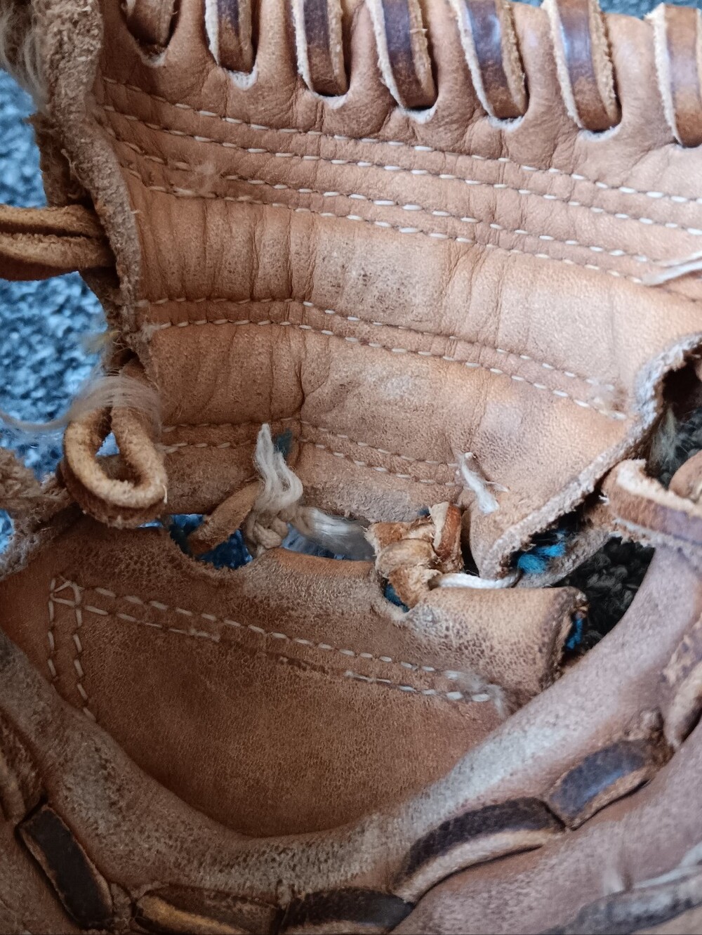 USA Rawlings Vintage Johnny Bench Leather Catchers Mitt, Baseball, Sports Glove - Picture 6 of 16